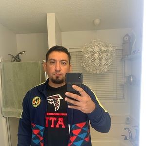 Meet your Posher, Enrique